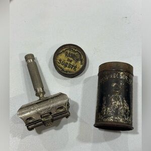 French Safety Razor w/ Litho Tin 1890 Antique